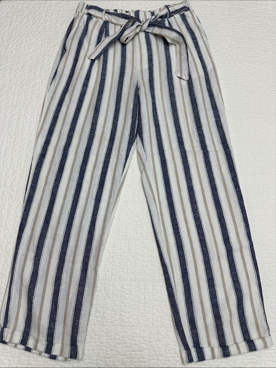 Love Tree Pants - Love Tree Medium Linen Blend Stripe Cropped 25” Pants Tie Waist White Blue